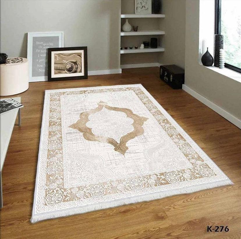 Waschbarer Teppich mit orientalischem Muster in Creme und Beige, ideal für Wohnzimmer